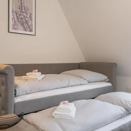 Landschaftliches Haus 3*