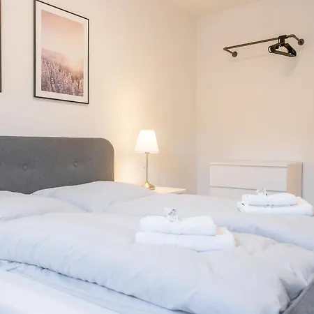 Landschaftliches Haus 3*