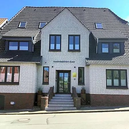 Landschaftliches Haus