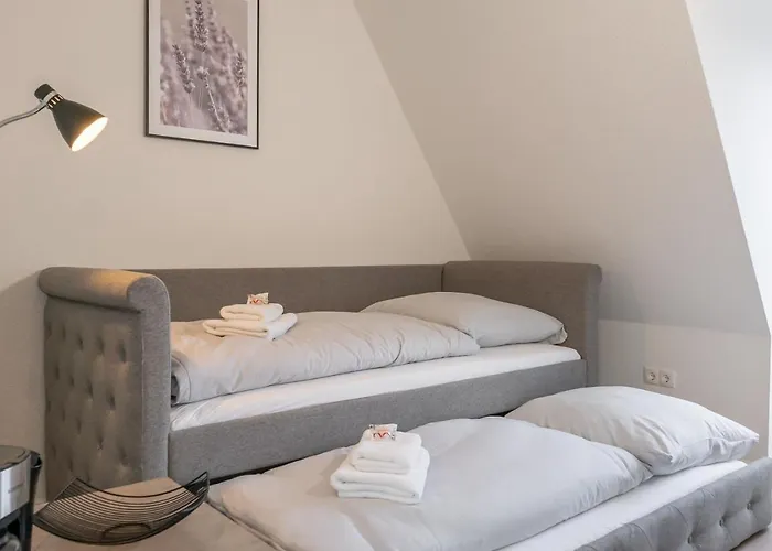 Landschaftliches Haus 3*